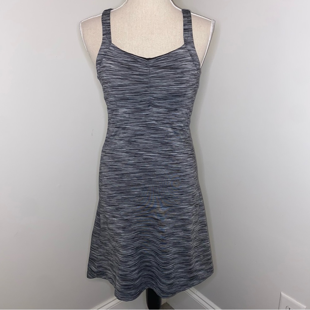 Mondetta black & gray spacedye strappy dress w/ built in bra size XS
